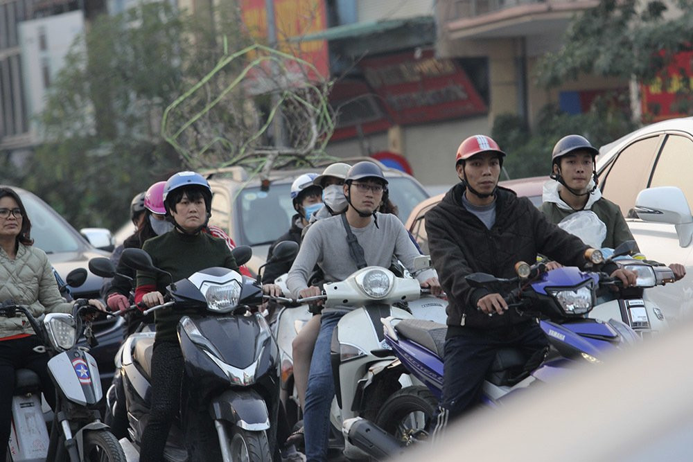 Hà Nội: 8 'điểm đen' ùn tắc mới, giáp Tết chớ dại đi qua