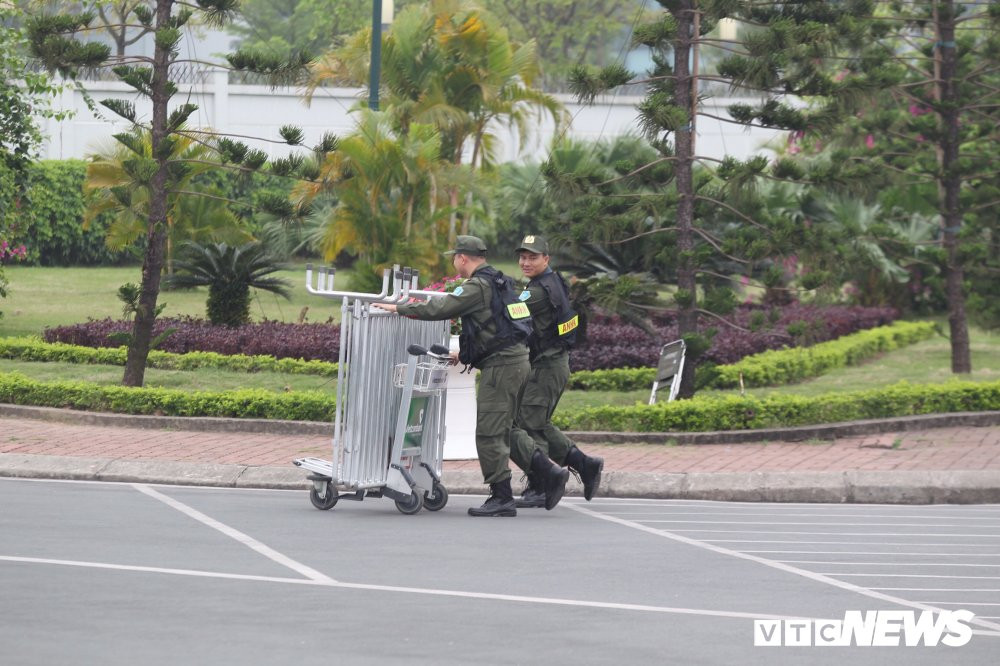 6f13d9150c1eee40b70f