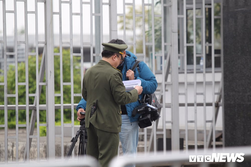 f8d1a8d57dde9f80c6cf 11