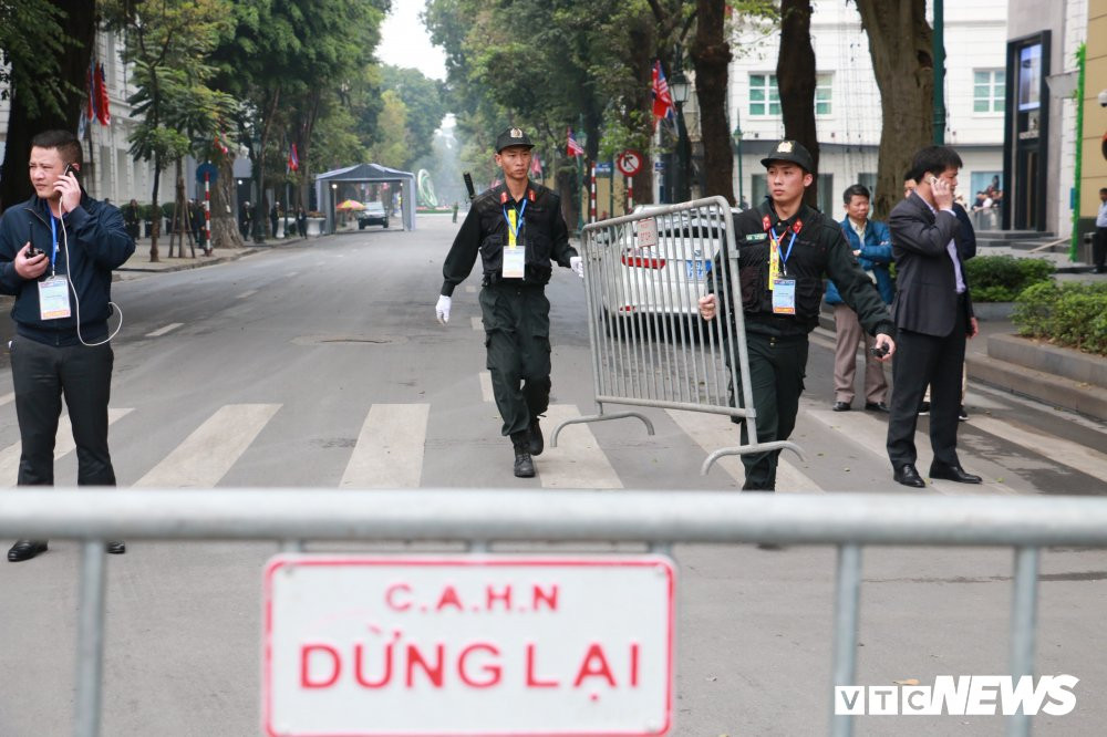 0d419d2fd63834666d29 3