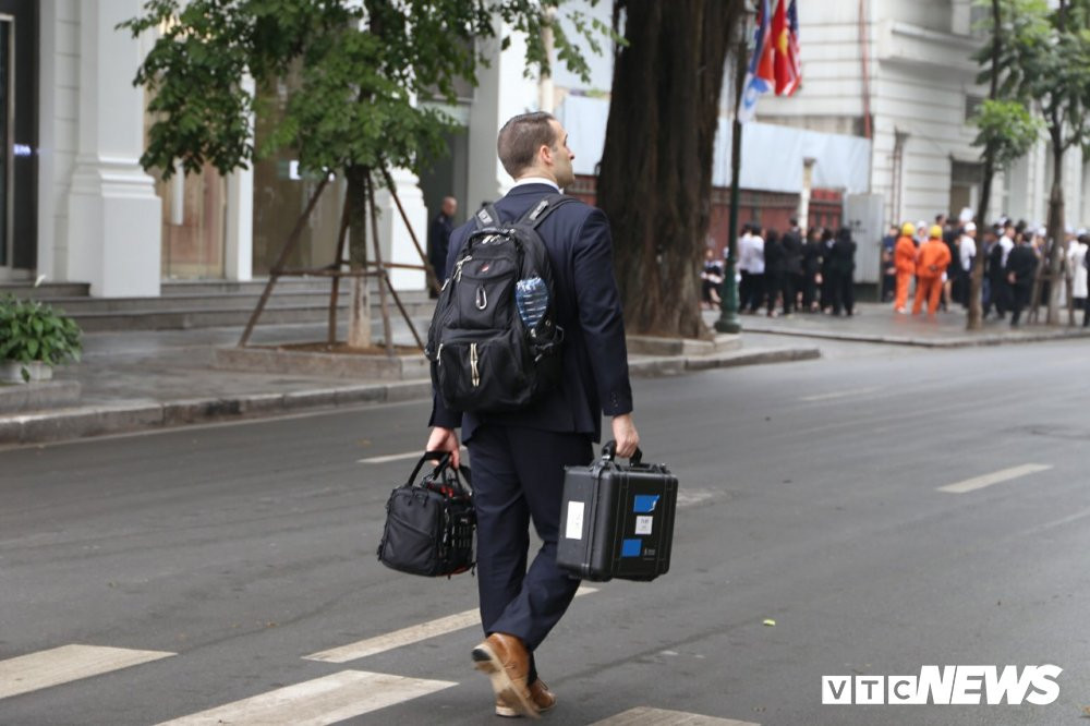 60bab2f2dce53ebb67f4 3