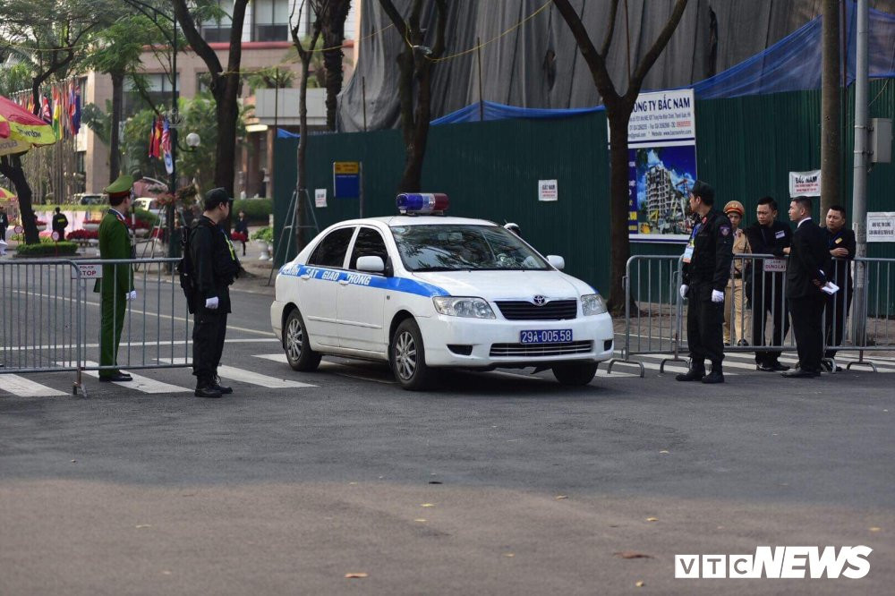 ff2085005c17be49e706 7