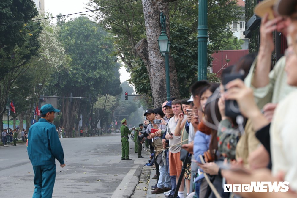 49b31a07c61724497d06 14