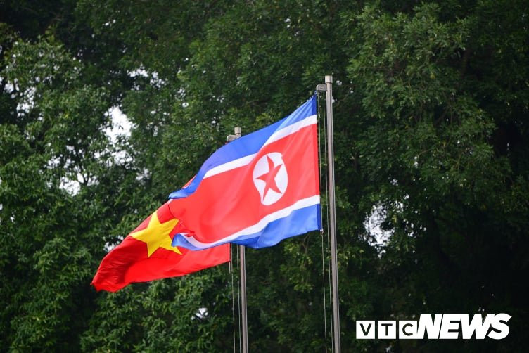 53256822_1901264086641919_9176807195432452096_n 10