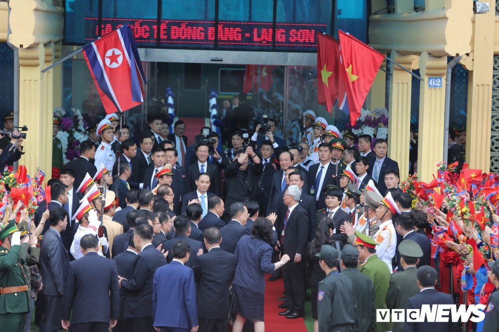 2e6db232e72a05745c3b 12