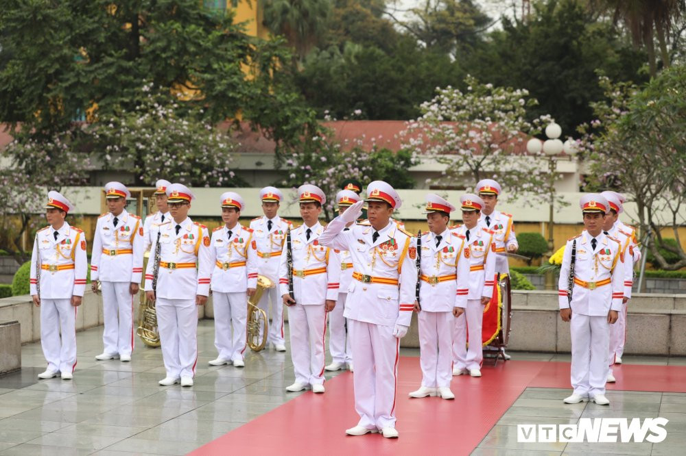 30b31322843b66653f2a 5