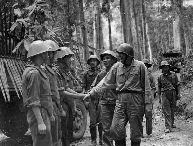 dong-sy-nguyen-tieu-doan-101_xtej