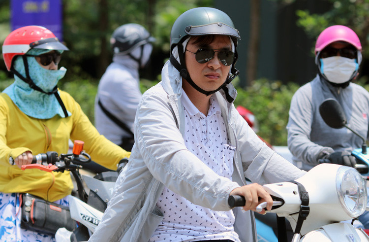 nang-nong-HN-5957-1558188775