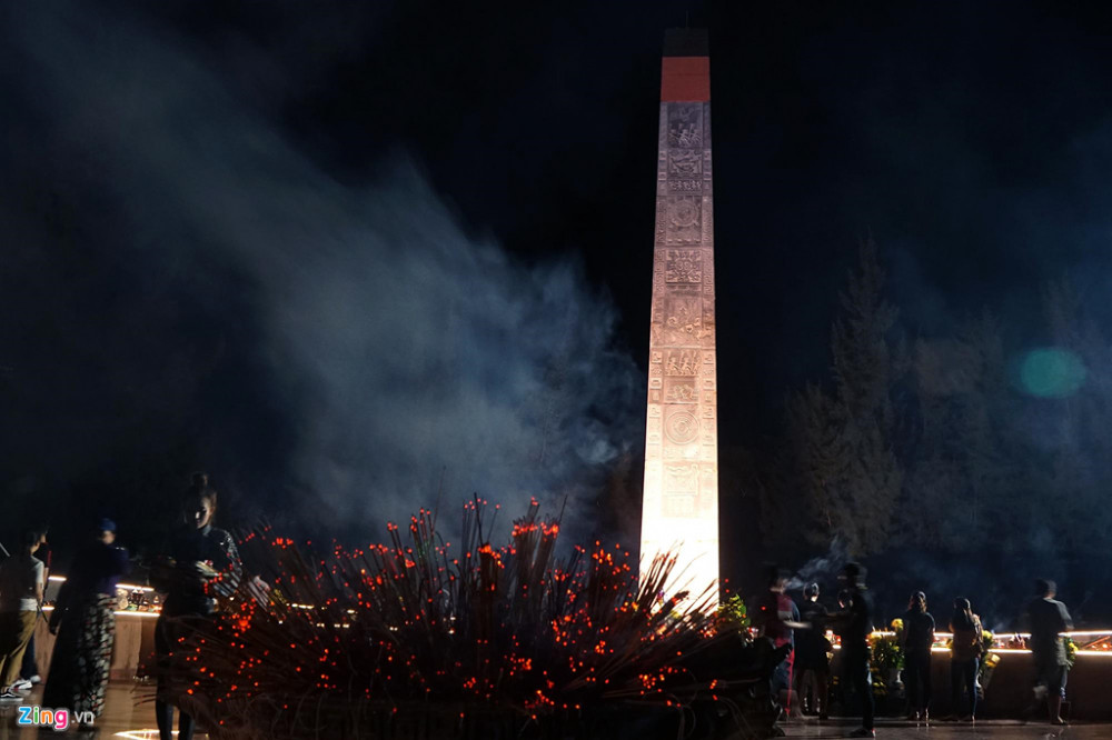 nghia_trang_hang_Duong_zing_1 3