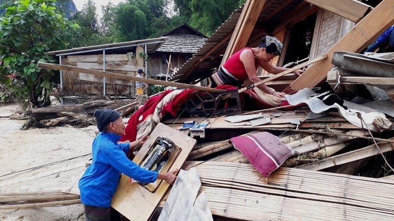 Tang thương gia đình 5 người ở Thanh Hóa bị lũ cuốn trôi