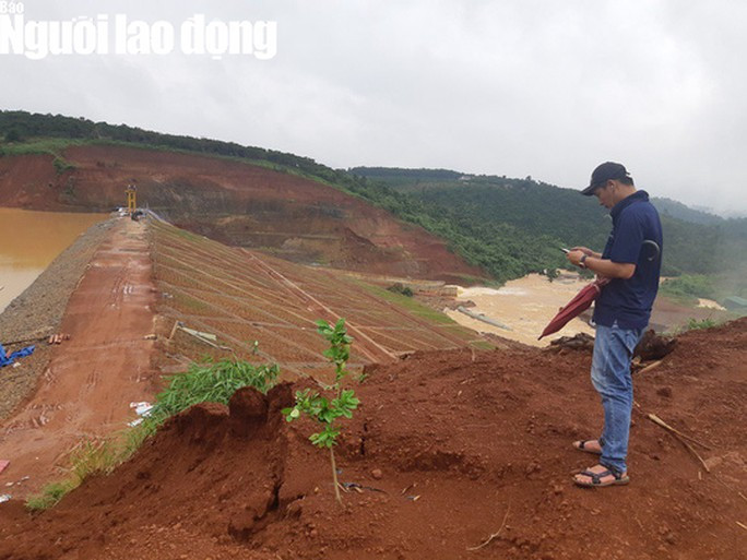 Cận cảnh giải cứu bom nước thủy điện Đắk Kar - Ảnh 11.