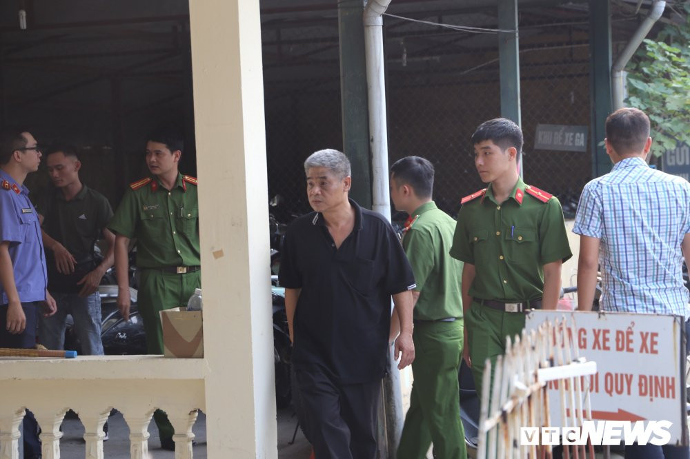 0340dc54b5bd52e30bac 7