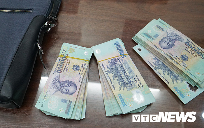 Anh-tien-khach-bo-quen 4