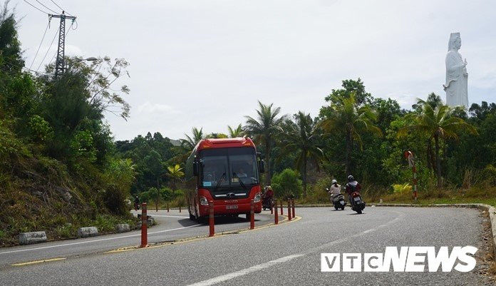 Anh-tai-nan-nui-son-tra 1