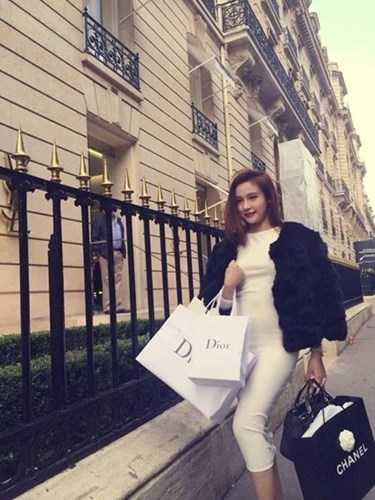 cuoc_song_huyen_baby_5_ym