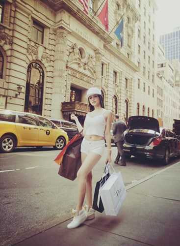 cuoc_song_huyen_baby_8_ic