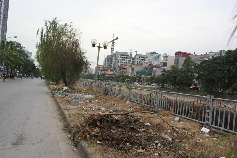 khong-o-dau-lam-via-he-dai-tra-bang-da-nhu-o-ha-noi-4 5