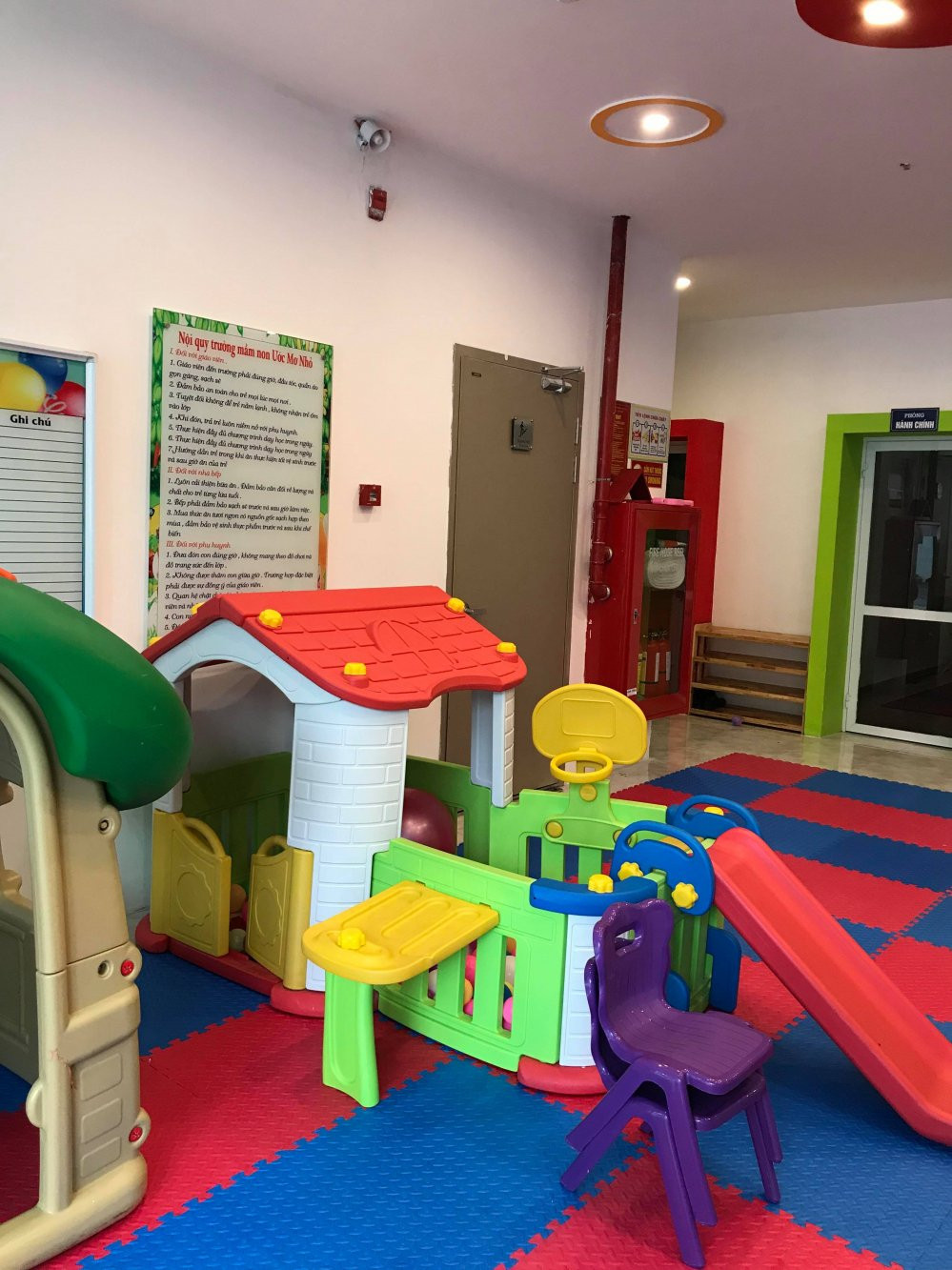 30724697_10211503549573795_3462346615329652736_n 4