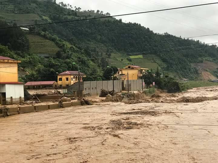 photo-1-1501738768529 12