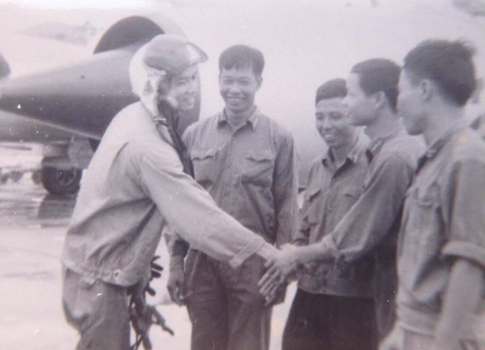 25285882_2003627399850756_93347110_o 4