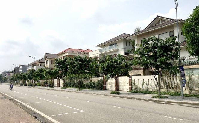 dau-gia-dat-biet-thu-dac-dia-lao-cai-toan-quan-chuc-trung-07-.1549 5