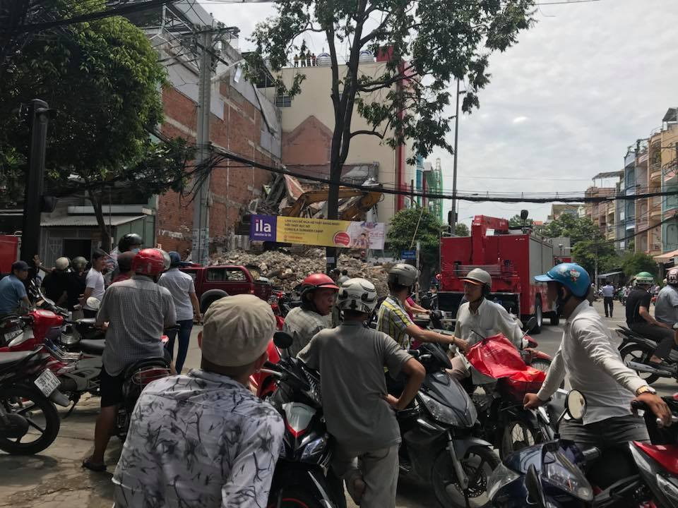 33150508_817945698400880_8089794442178854912_n