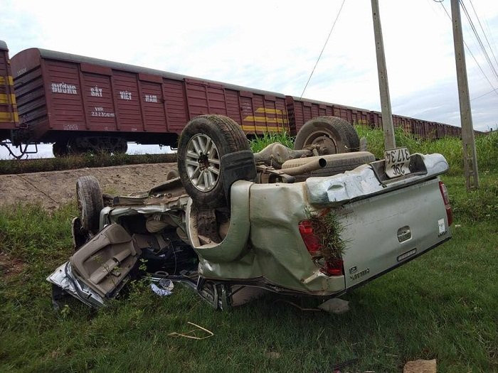 tau-hoa-huc-vang-xe-ban-tai-1-nguoi-tu-vong-1