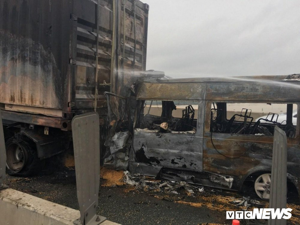 37584940_275669552985405_585727629575847936_n