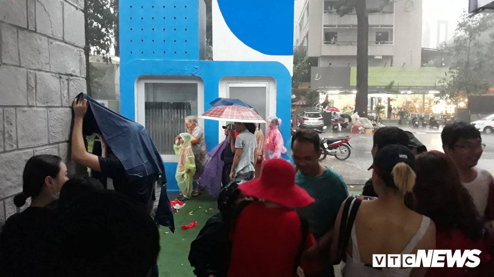 40475552_1851137911641788_743295363892379648_n 11