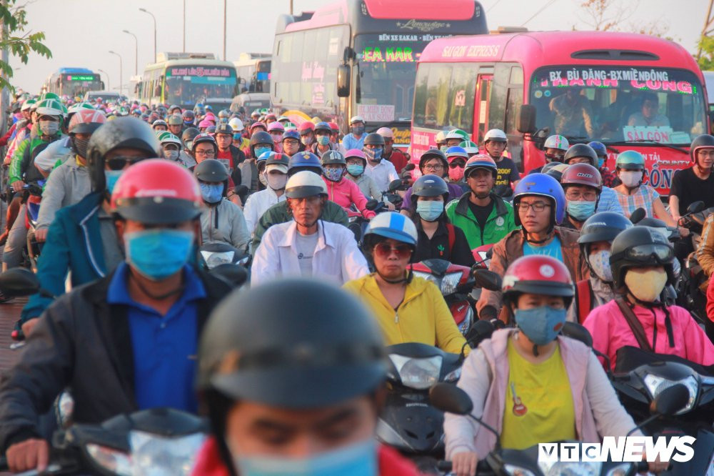 un-tac-giao-thong-o-cua-ngo