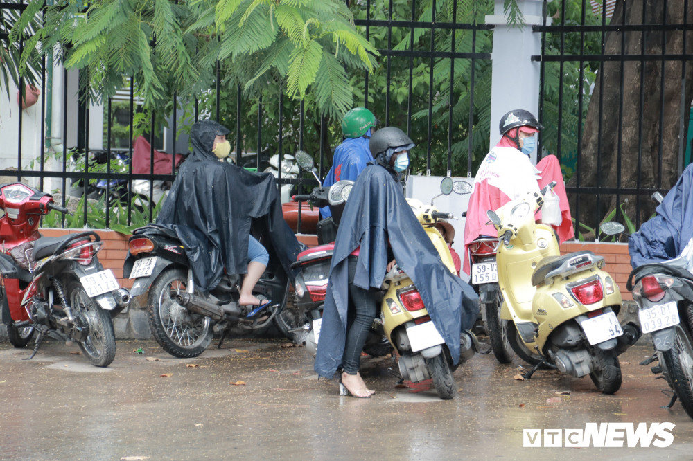 lam-thu-tuc-du-thi-thpt7 4