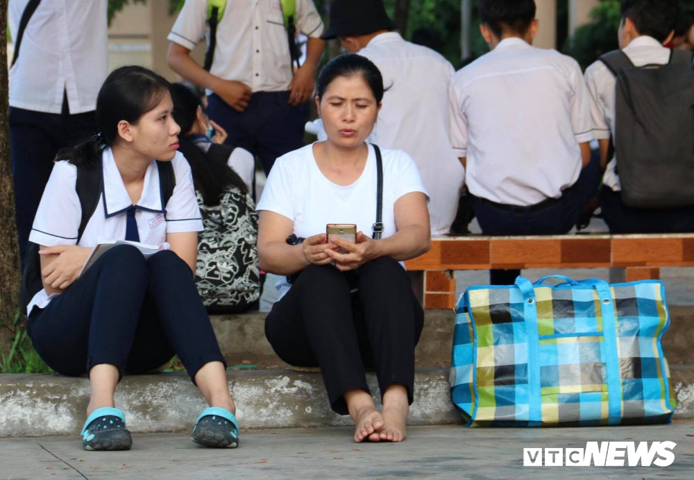 thi-thpt-can-gio10 8