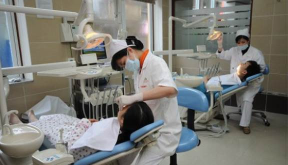 phong-kham-rang-ham-mat