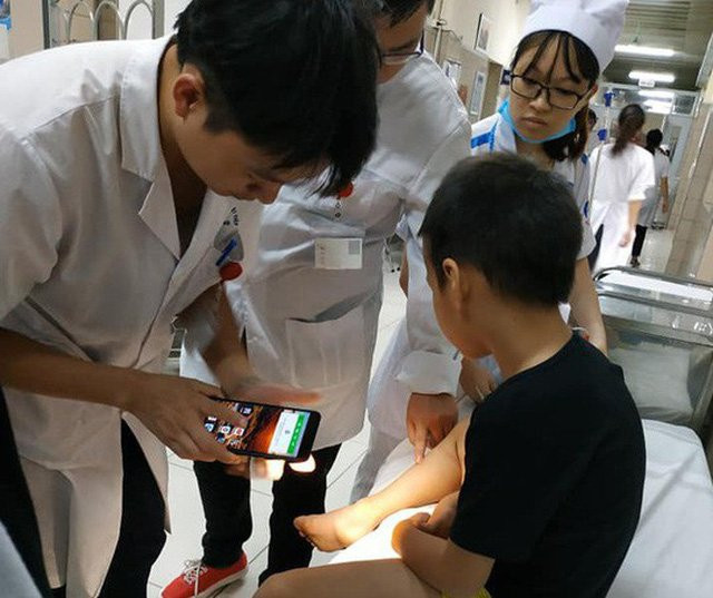 photo-0-15350801164261936285319