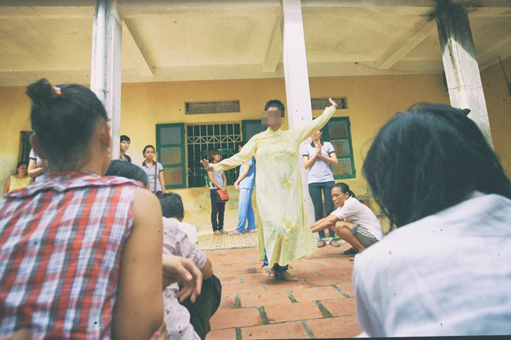 nu benh nhan tam than 5