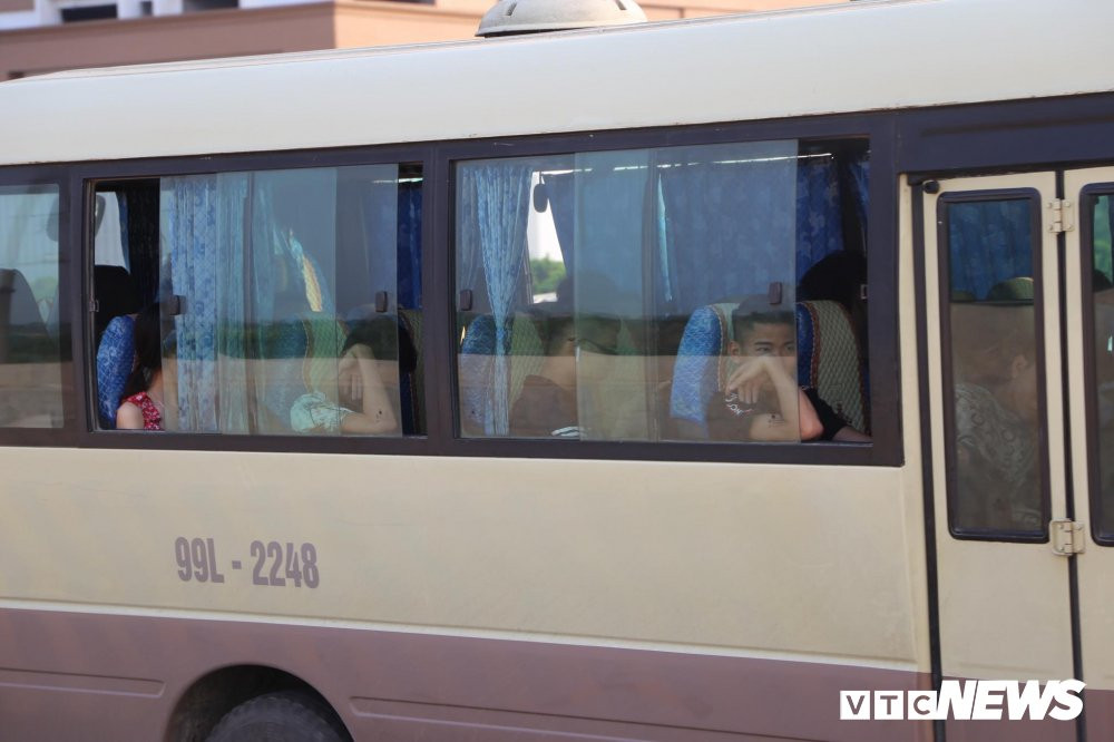 hanh khach met moi cho doi 5