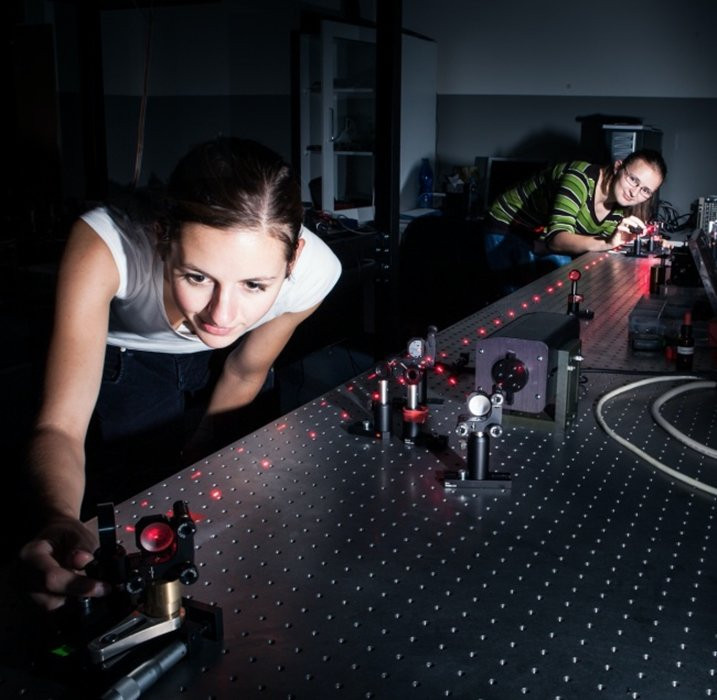 dich chuyen tuc thoi 10