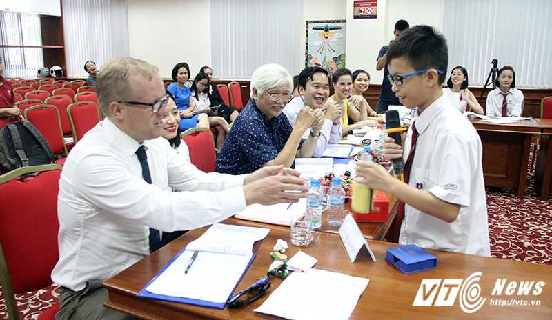 nguyen-huu-quang-trung-2