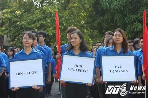 sinh vien tinh nguyen-4