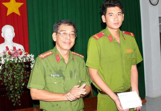 Phat trien Dang cho chien si nghia vu dat diem 10 mon Su hinh anh 1