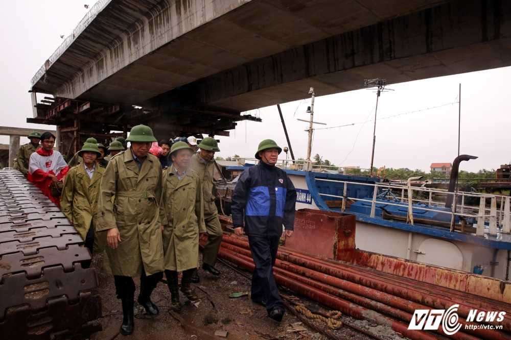 pho thu tuong vuong dinh hue chong bao -4