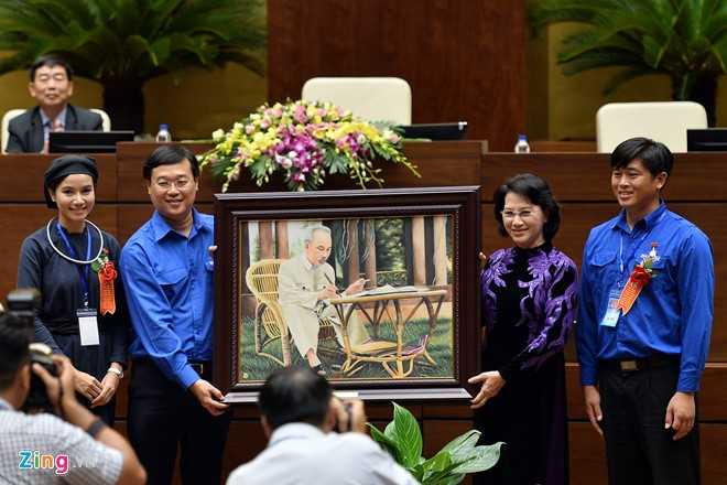 445 thanh nien tiep kien Chu tich QH Nguyen Thi Kim Ngan hinh anh 13