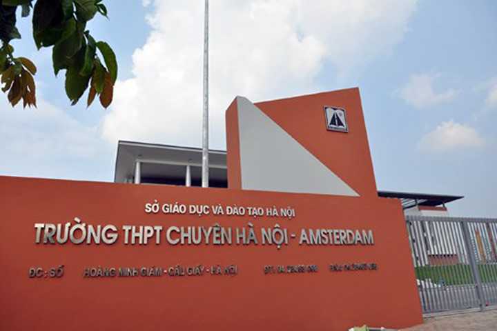 truong chuyen lop chon