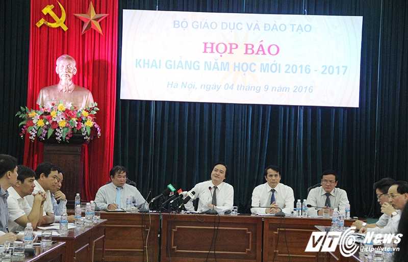 hop-bao-khai-giang-nam-hoc-moi-1