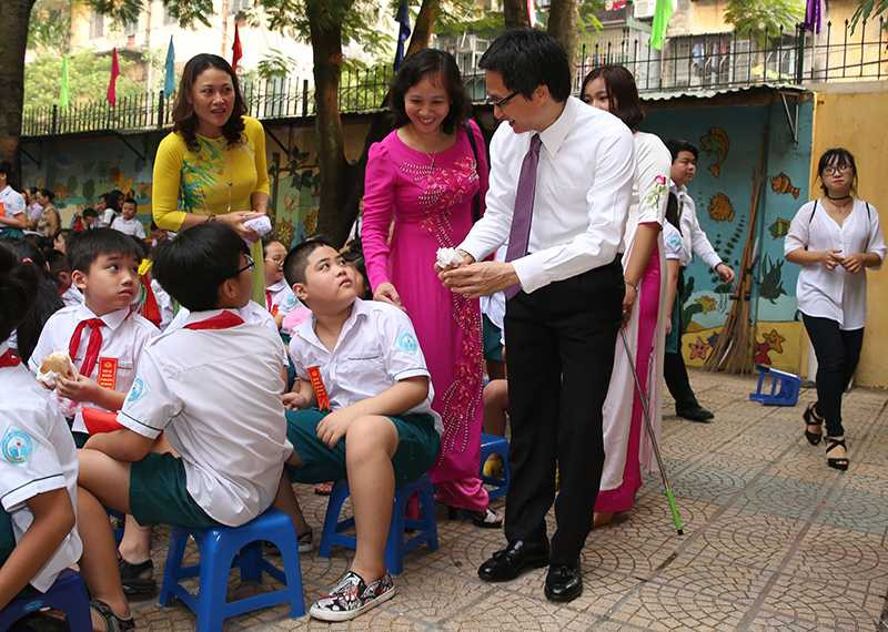 pho thu tuong vu duc dam du khai giang-2