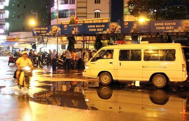 Diem mat giang ho no sung nao loan ben xe Mien Dong hinh anh 1