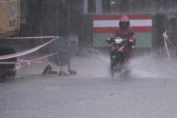 anh huong ap thap nhiet doi da nang ngap nhieu tuyen duong