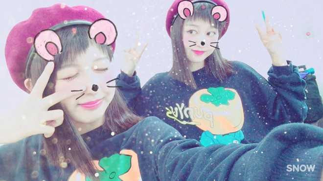 Cap sinh doi noi tieng voi ban cover gay nghien 'Apple Pen' hinh anh 4