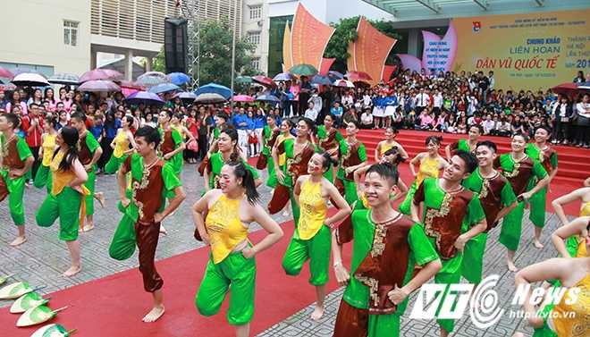 dan-vu-hoc-vien-an-ninh--1