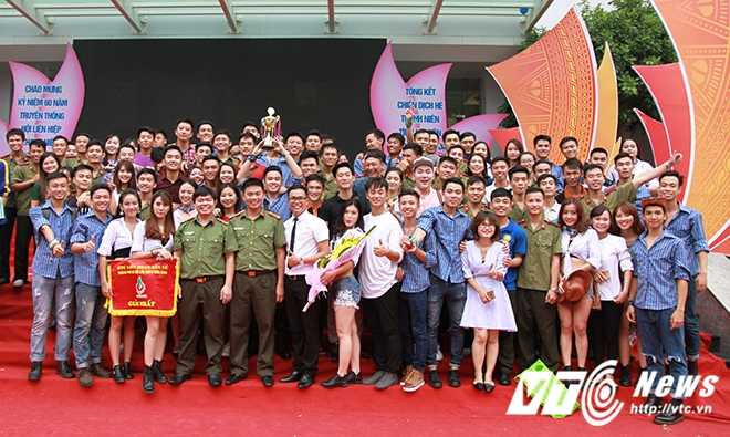 dan-vu-hoc-vien-an-ninh--8